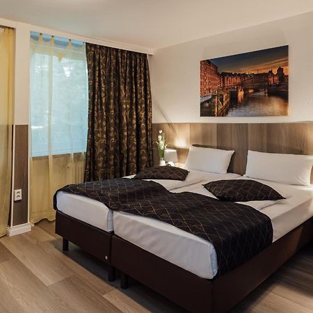 Hotel Hanseat ฮัมบูร์ก ภายนอก รูปภาพ