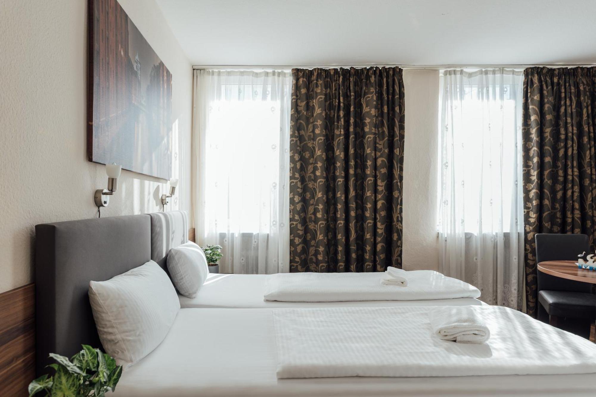 Hotel Hanseat ฮัมบูร์ก ภายนอก รูปภาพ