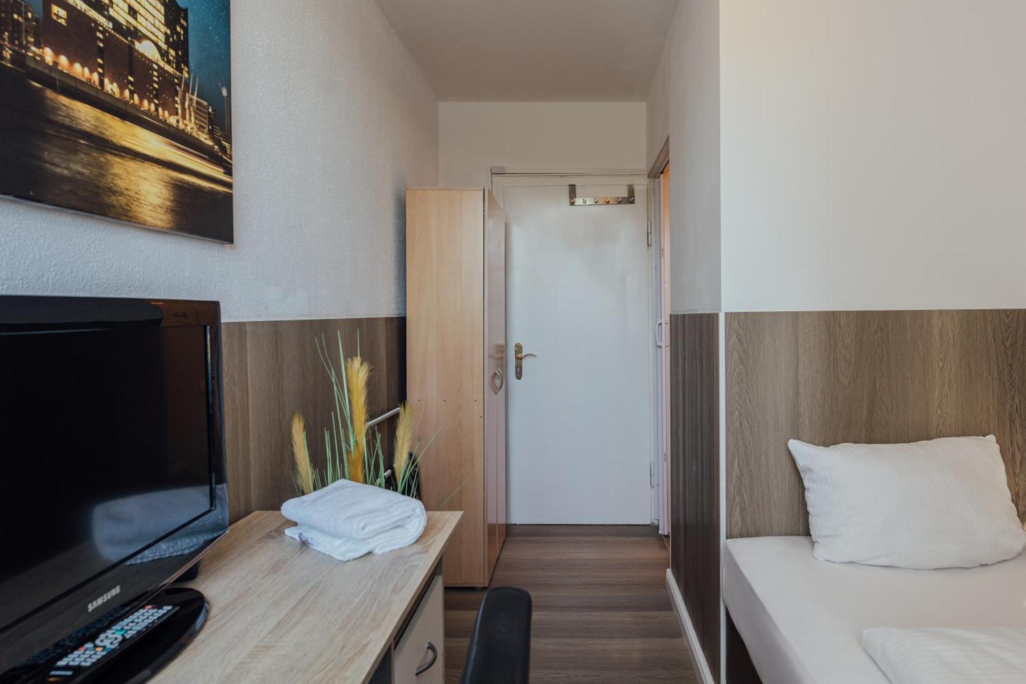 Hotel Hanseat ฮัมบูร์ก ภายนอก รูปภาพ