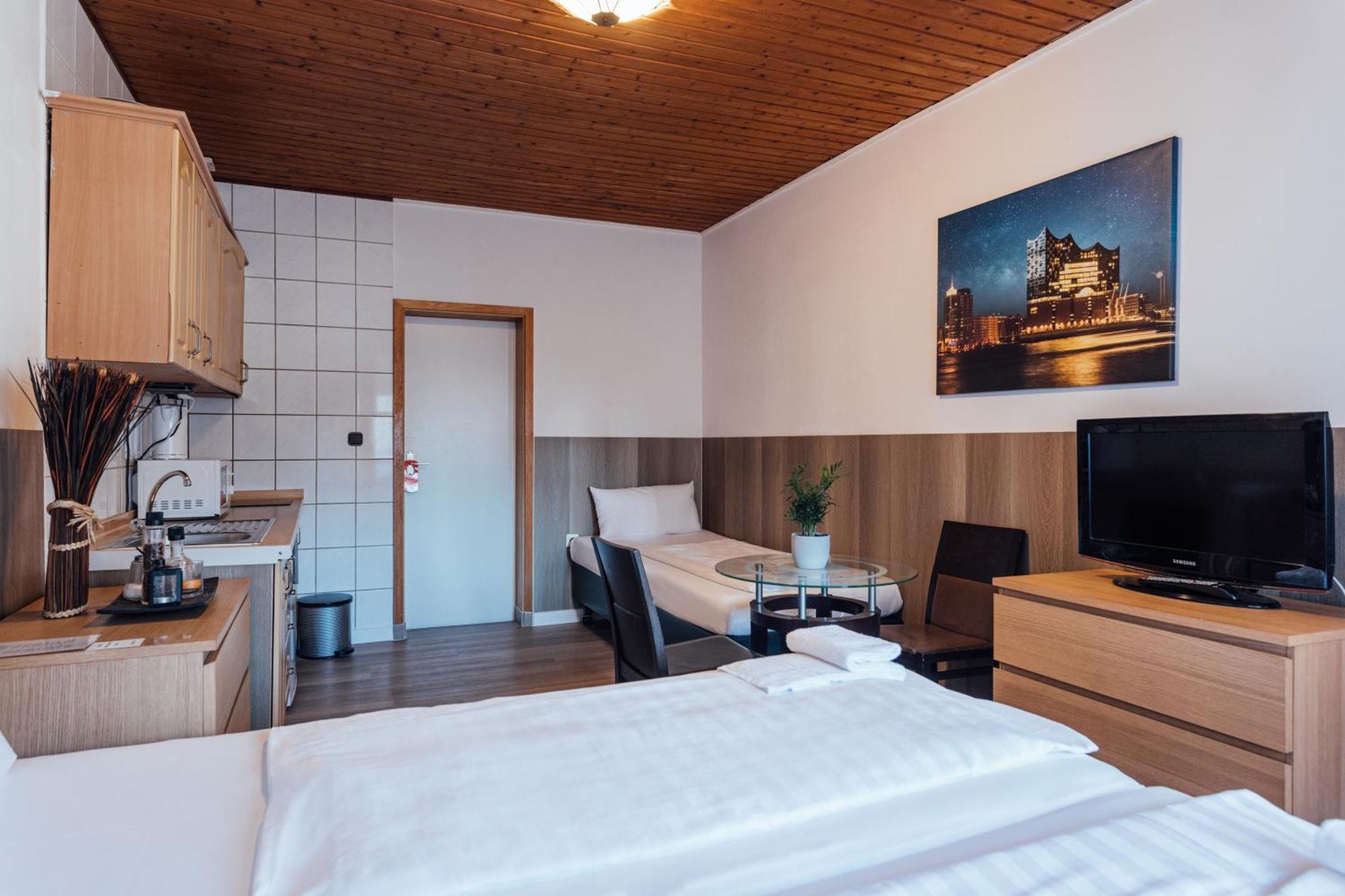 Hotel Hanseat ฮัมบูร์ก ภายนอก รูปภาพ