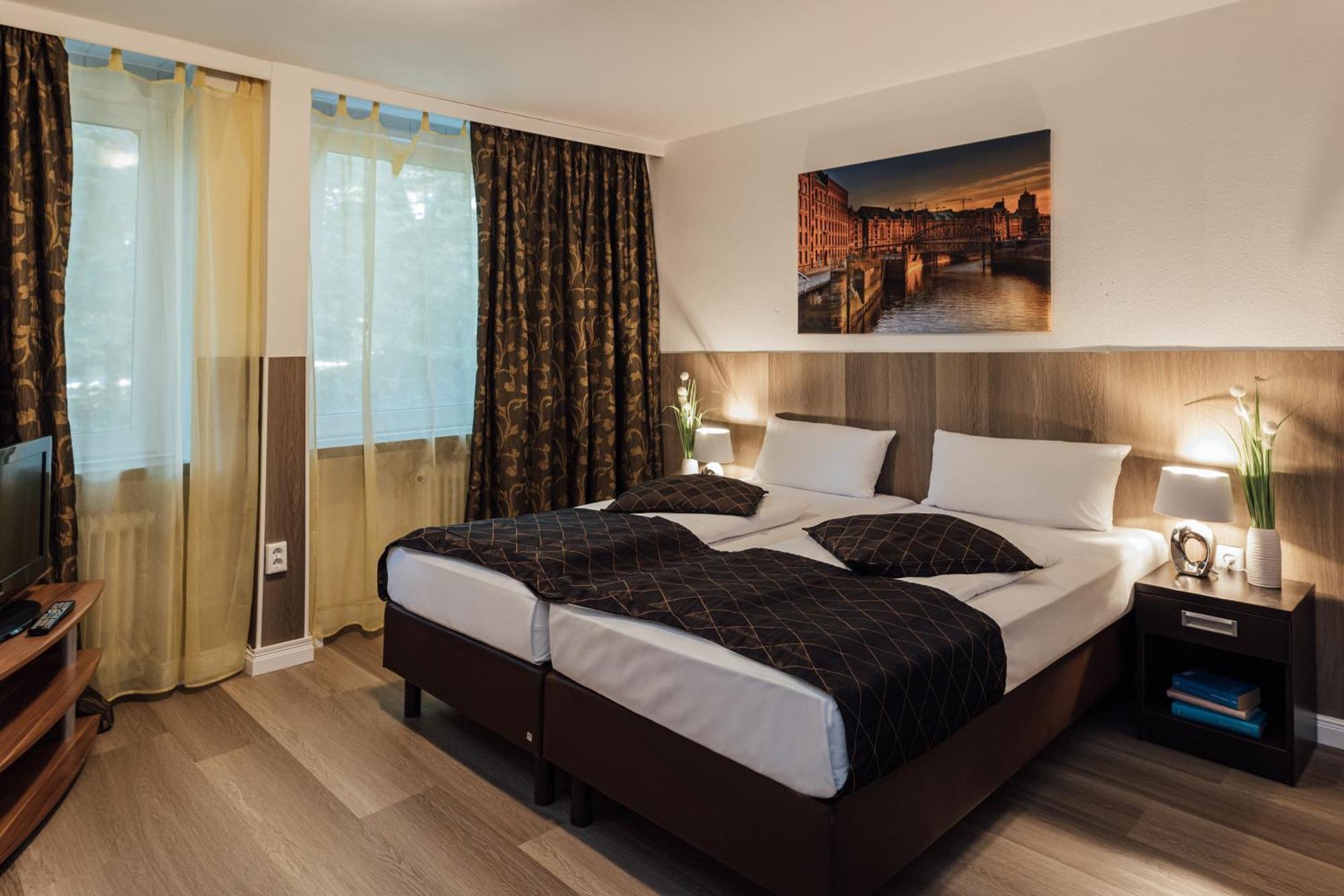 Hotel Hanseat ฮัมบูร์ก ภายนอก รูปภาพ
